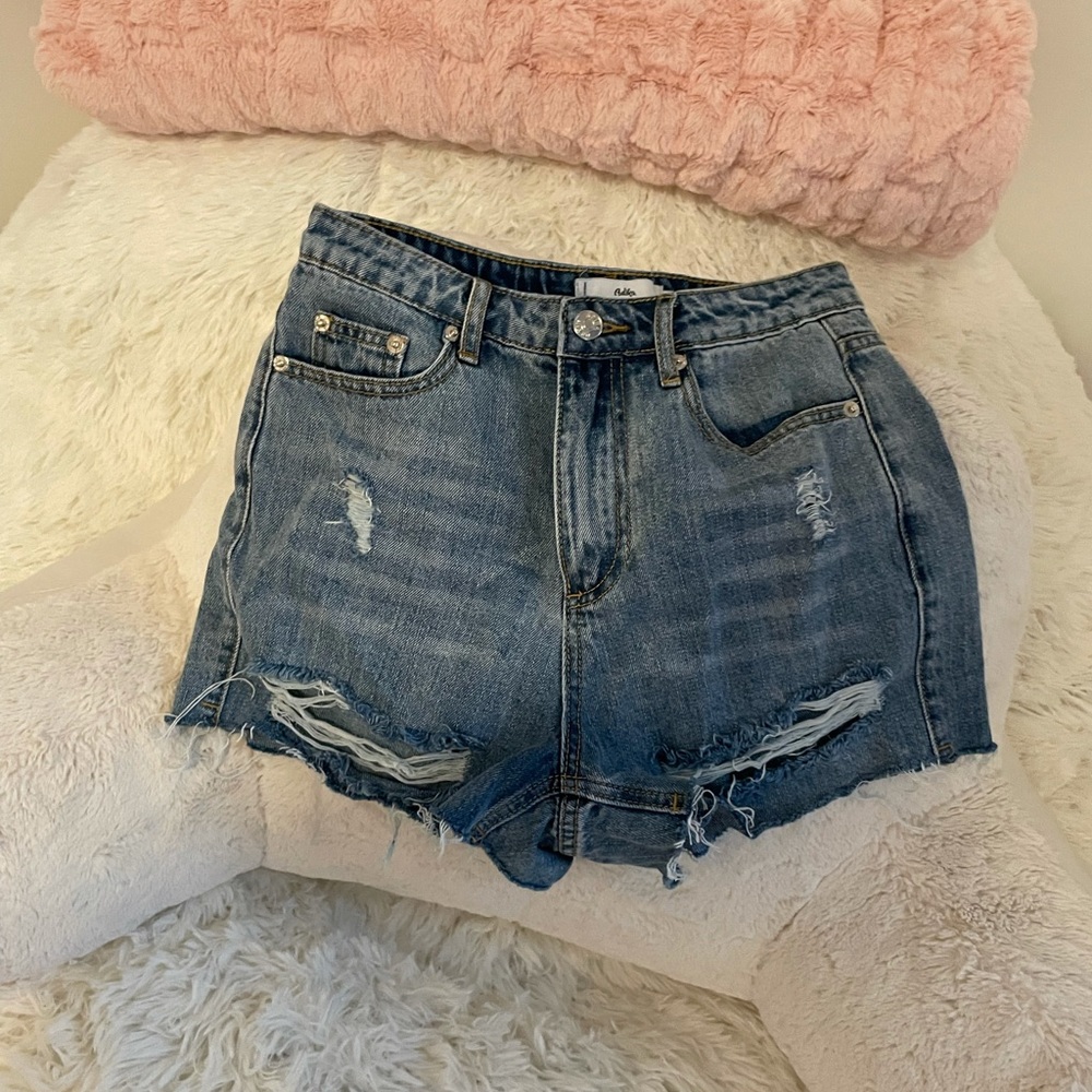 Adika jean shorts size small